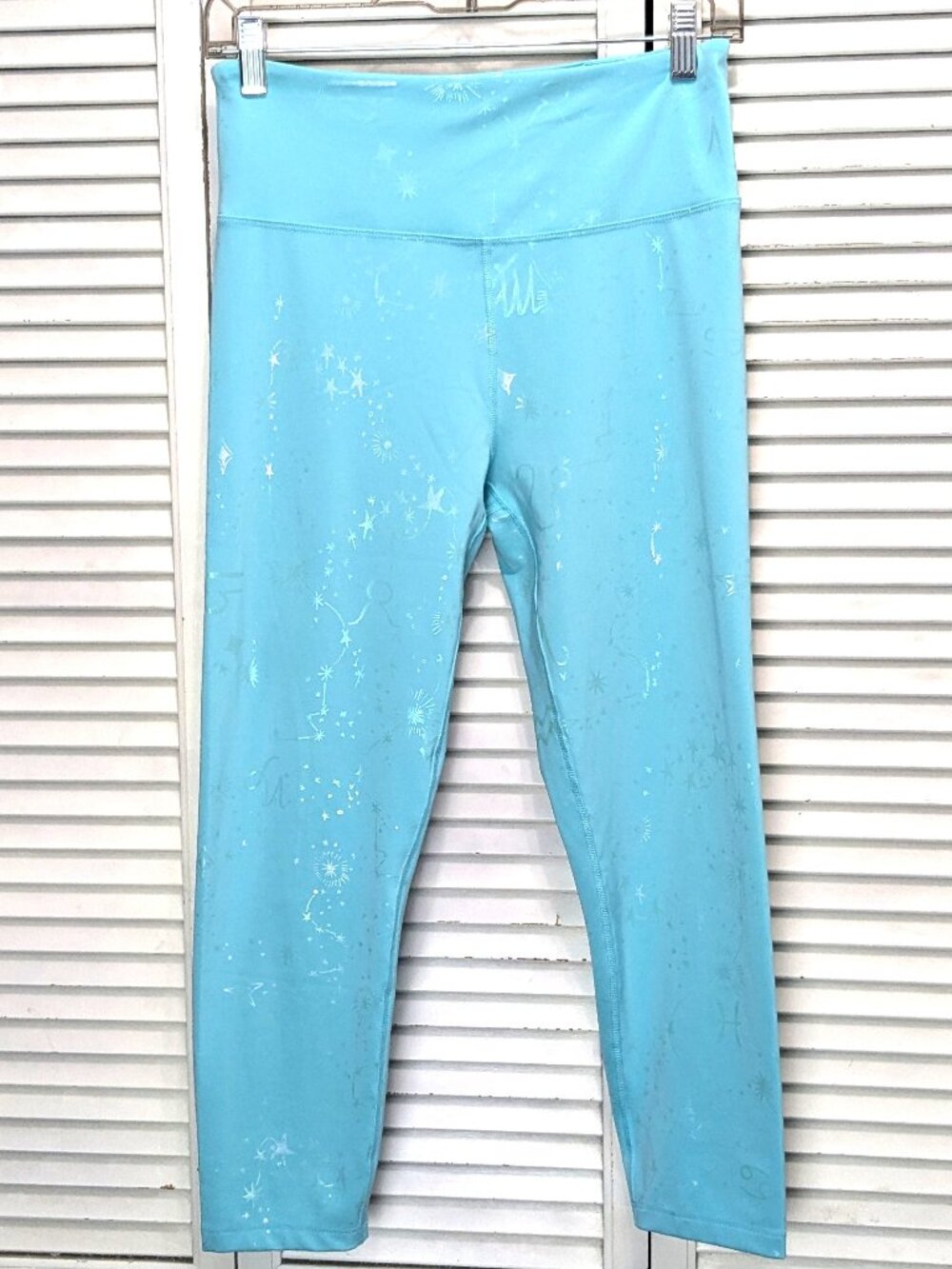 Nanette Lepore Women's Athletic Leggings Size Med Compression Pastel Aqua